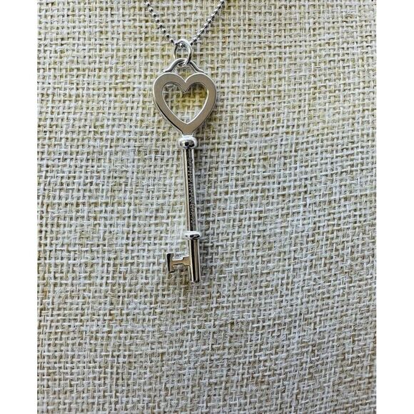 Tiffany & Co Elegant Large Sterling Silver Open Heart Key Pendant Only W/Box - Picture 2 of 13